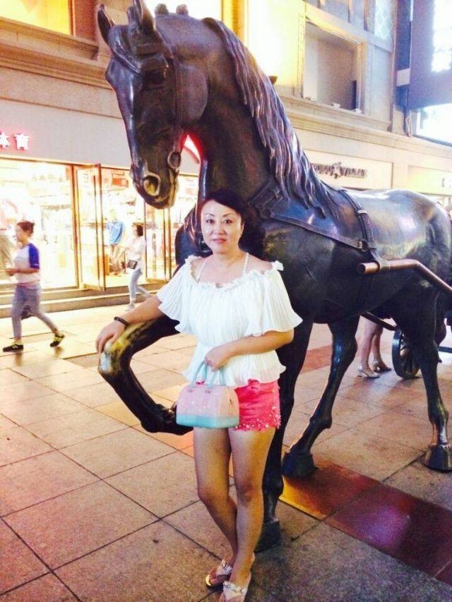 南开熟妇落花有意