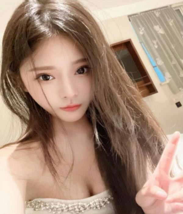 【置顶】上海狼友群最近比较火热的妹子