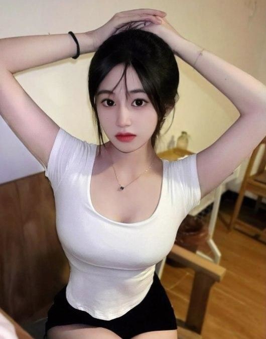 01年祖国小花朵，活力四射会迎合