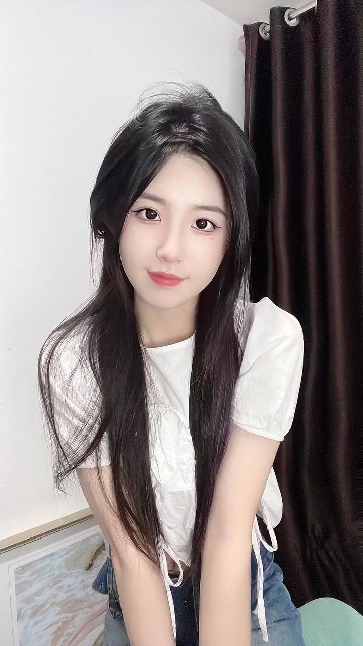 清纯白虎嫩妹让人乐不思蜀
