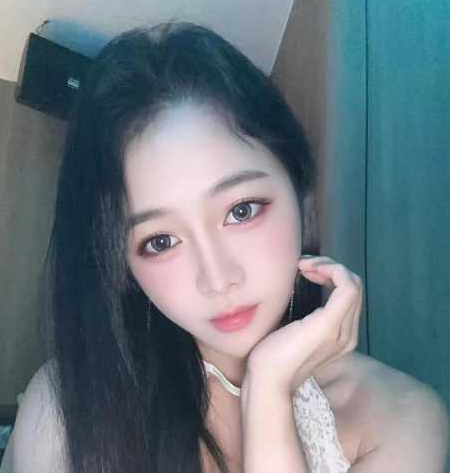 杭州余杭短发纹身妹（）