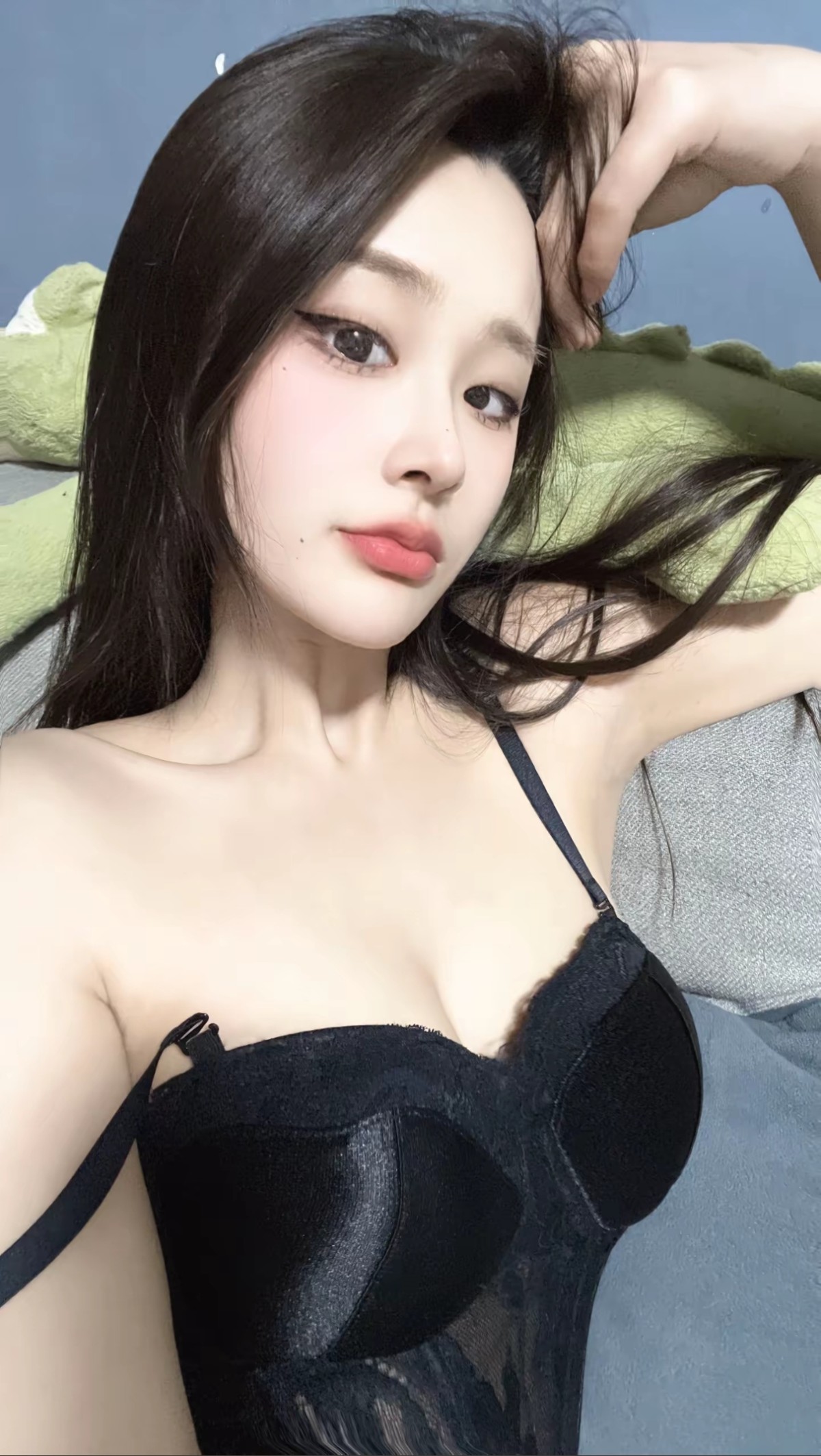 极品骚货 老铁们尽情去操有做大活