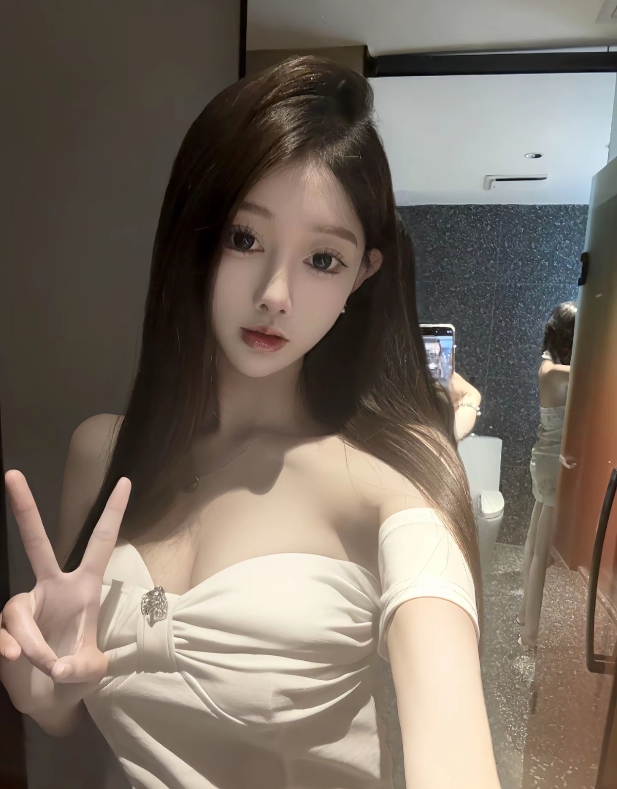  【常州】小尤物甜美耐操9张就有啪了