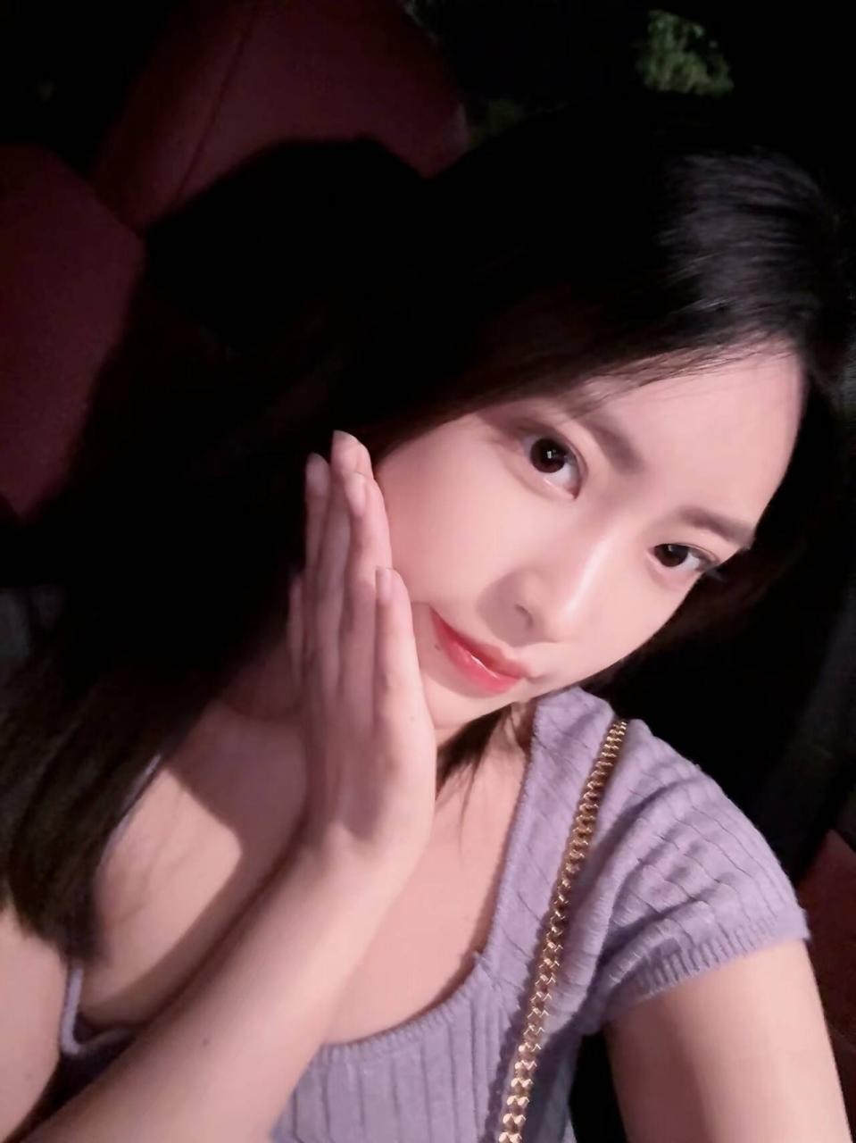南京小姐姐奶圆坚挺小穴很紧