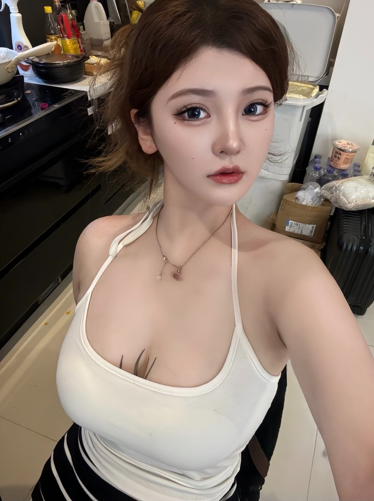 大奶小姐姐服务爽爆