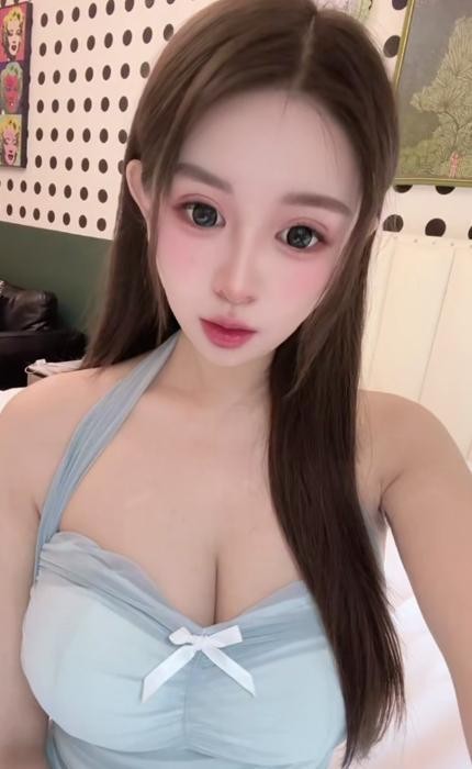 深圳妹子胸大又软口活很刺激