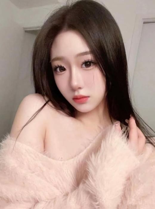 成都颜值超美皮肤粉粉嫩嫩的