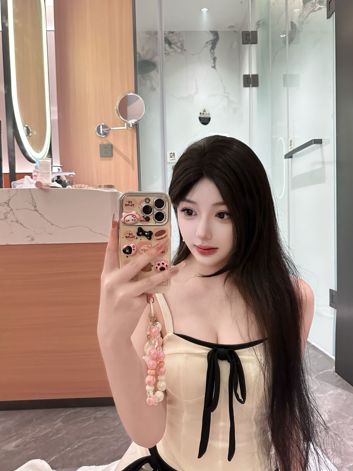 热情又风骚主动喂我吃逼