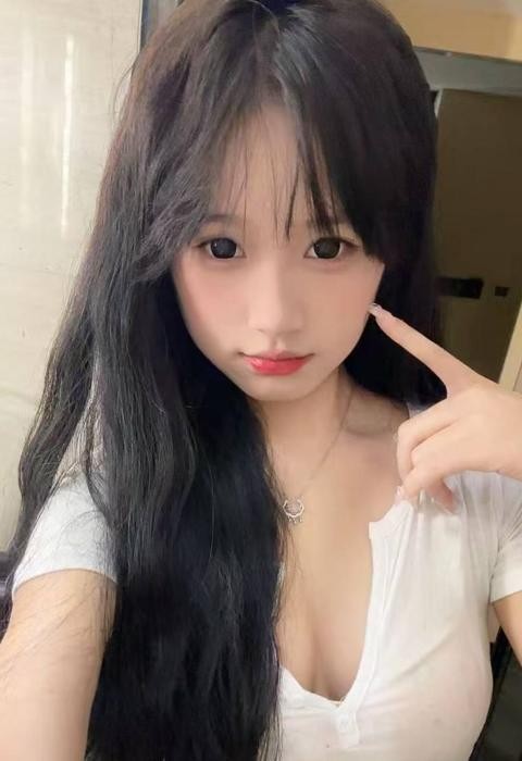 烟台清纯美女各种姿势迎合