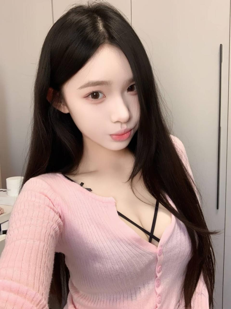和平小妹奶圆坚挺小穴很紧