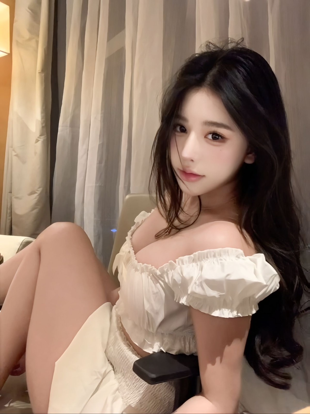 大奶大屁股正点妞