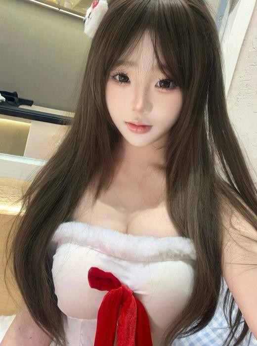 成都清纯女神脸各种姿势迎合