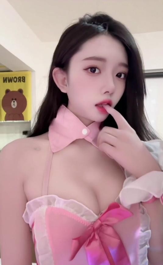大同娇美的身躯让人欲火难忍