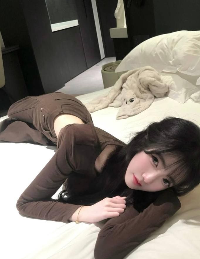 呼和浩特00后非常哇塞的嫩妹