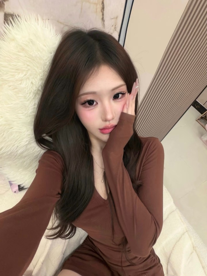  大连身材火辣小炮架