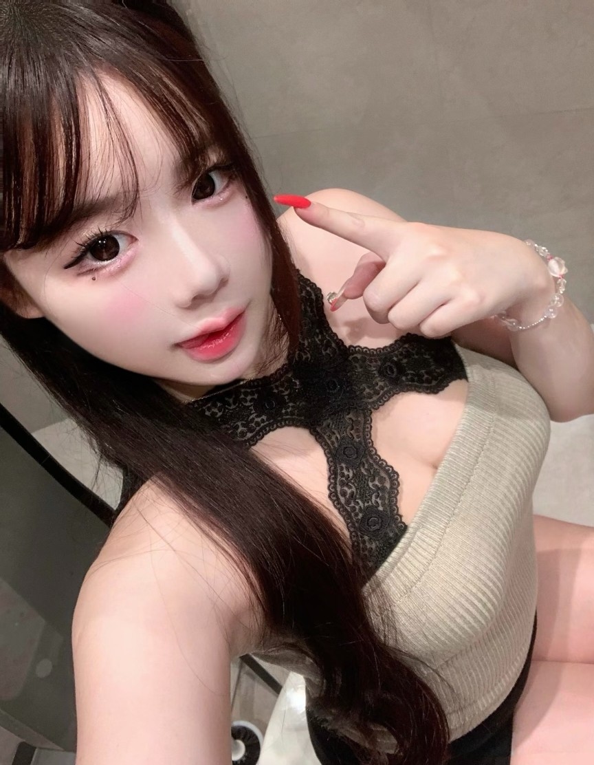 61A42B48E5EA400F6D5C7F6A8F3A5FB8.jpg
