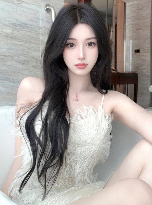 网红款甜美宝藏女孩