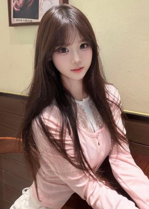 温州单纯女孩插进去很紧实