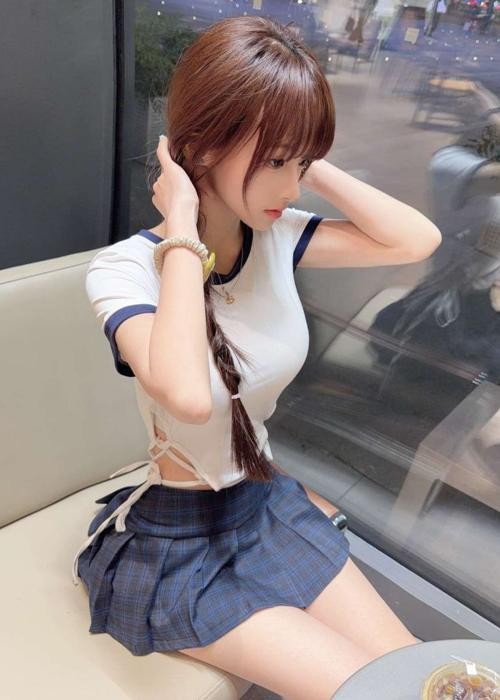 福州非常水嫩没有被深挖过的女孩