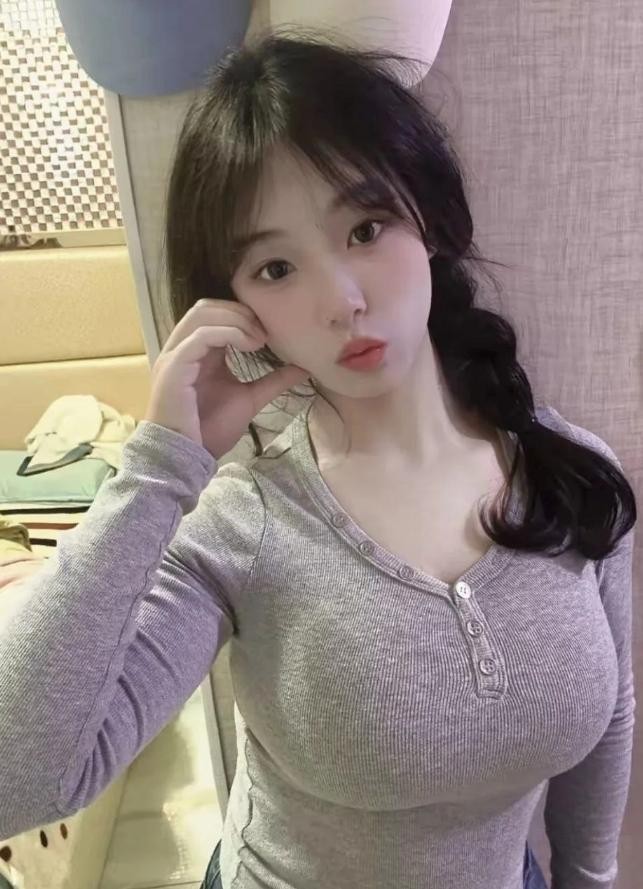 宁波学生妹粉穴让人欲罢不能