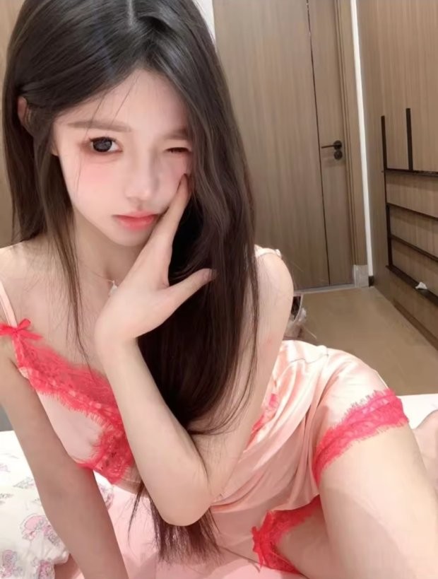 成都市双流区制服诱惑好身材后入打桩
