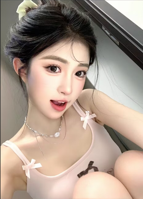 张店区邻家小妹活精淫水多