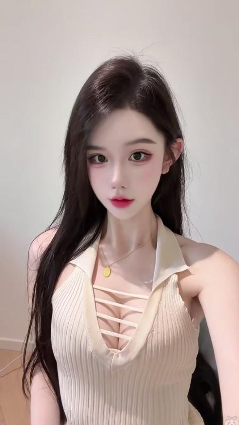 兰州小嫩妹舔的全身欲火难忍