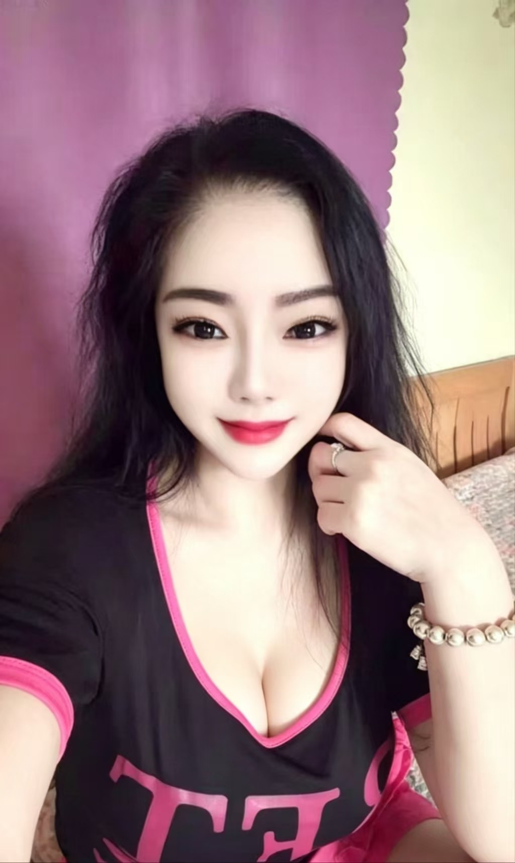 姐姐驾到，不爽不草