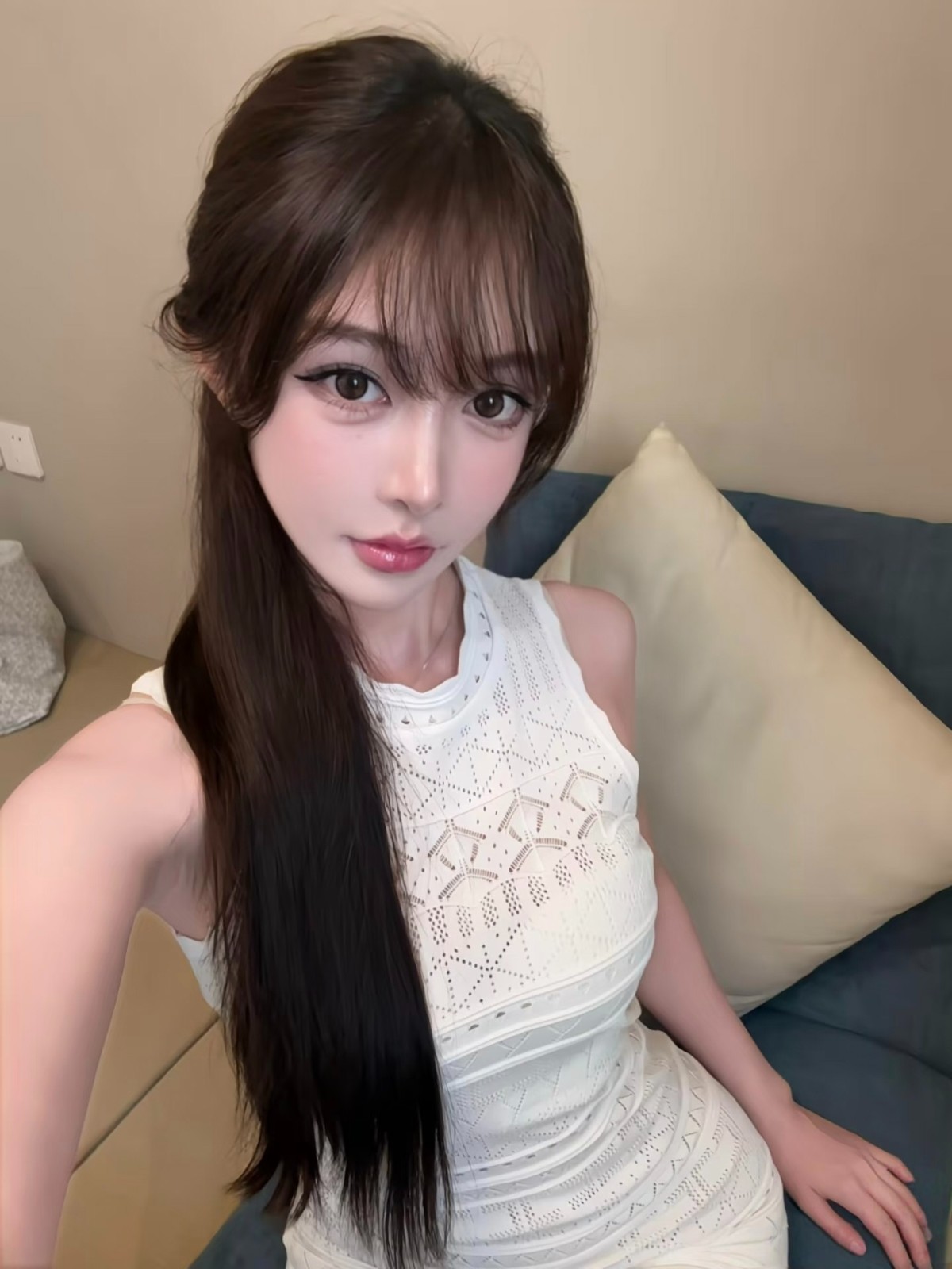 DC6C25BA305EA83481984CB3AD53AA5F.jpg