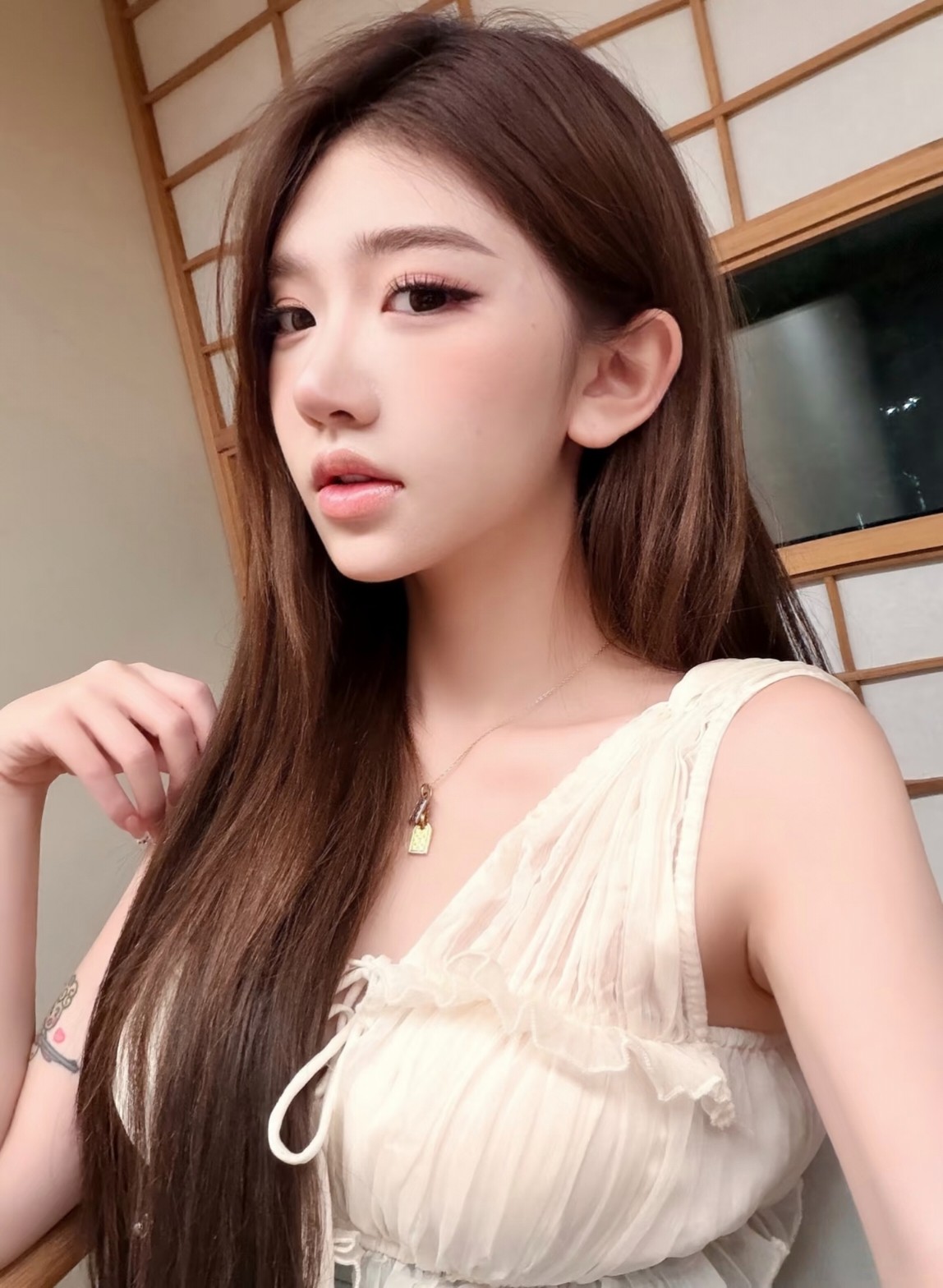 D4F5B8D0FBC141DF0C81F389C74012F7.jpg