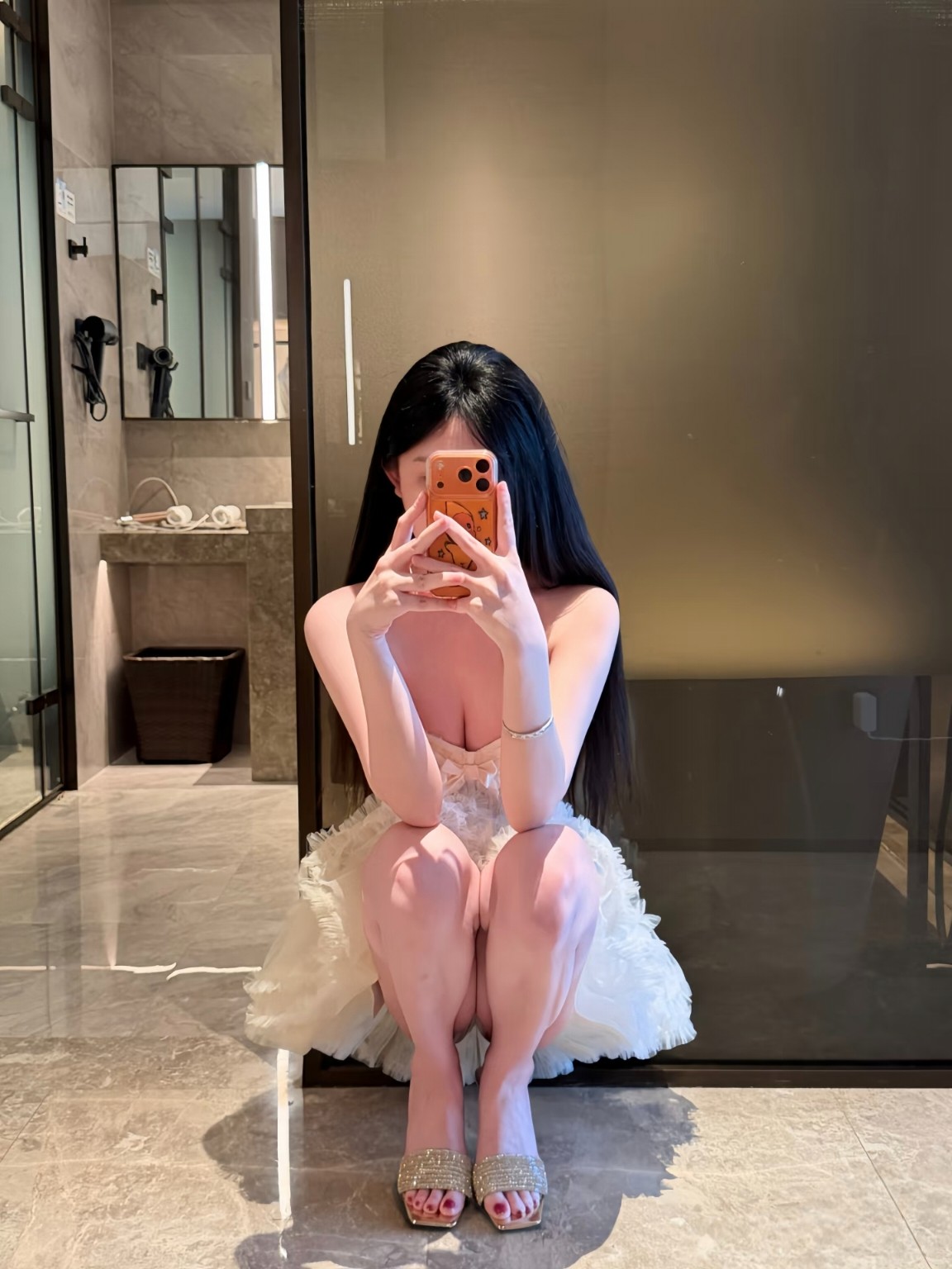 7737BF64B8FB6BAC4817B64104B5A6C3.jpg
