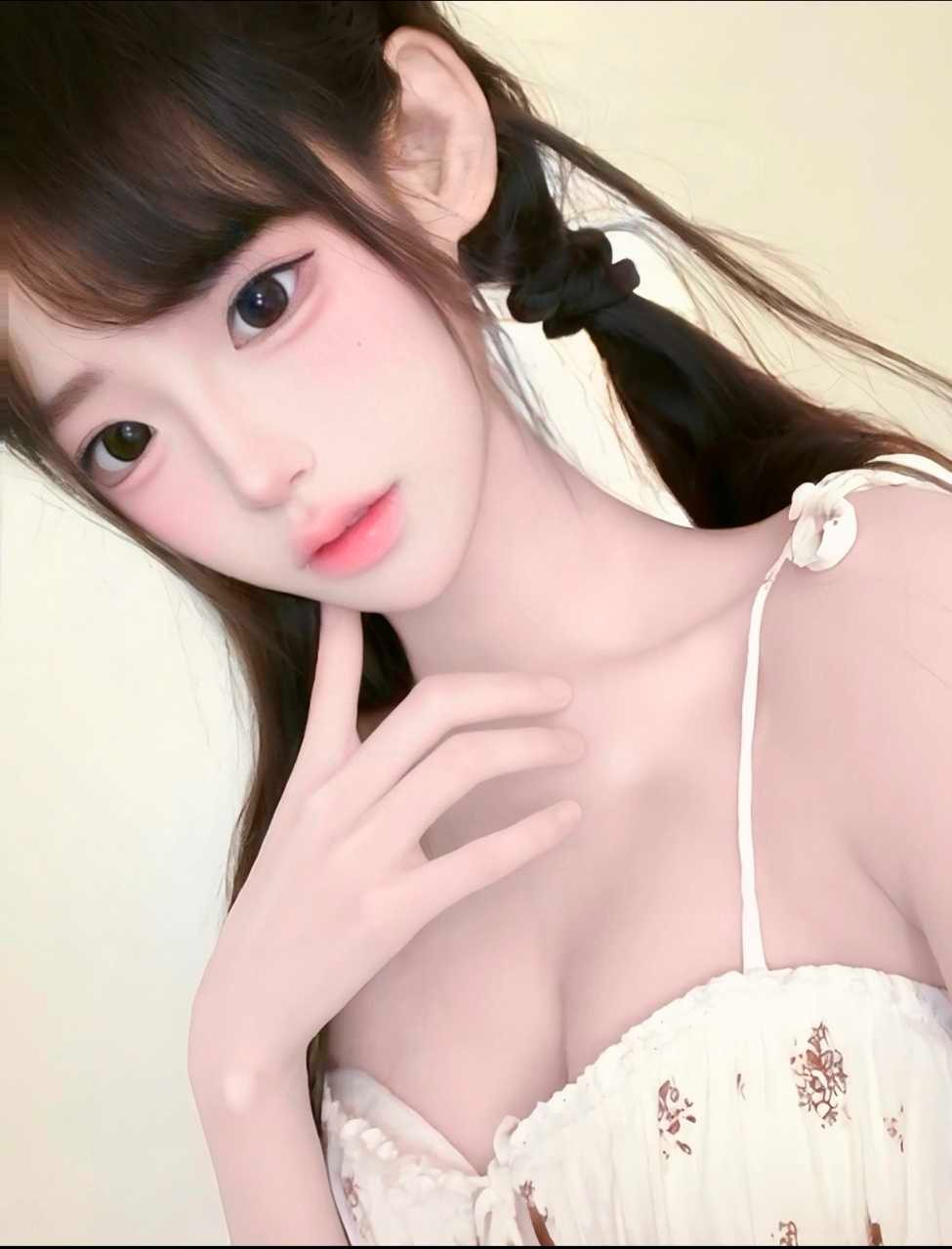 上海市杨浦区超甜小妹肥臀很白嫩