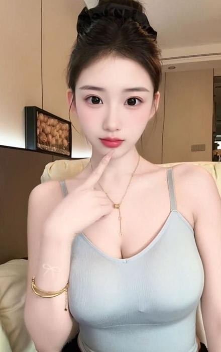 昆山白嫩妹妹挺好玩的