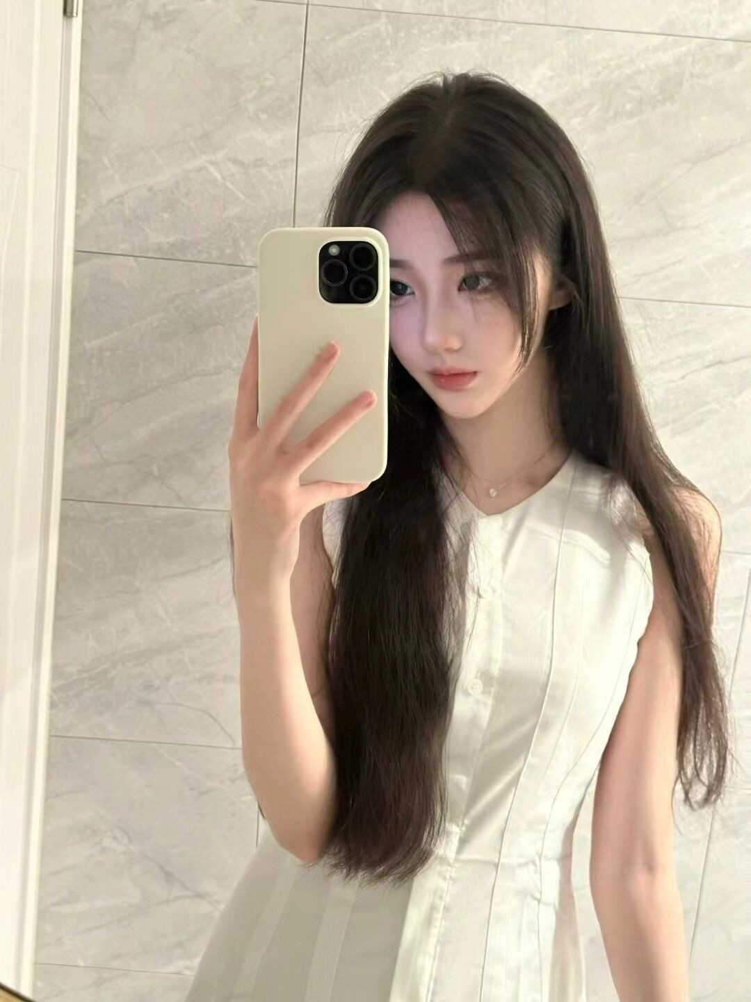江宁肤白貌美殷桃小嘴口的爽