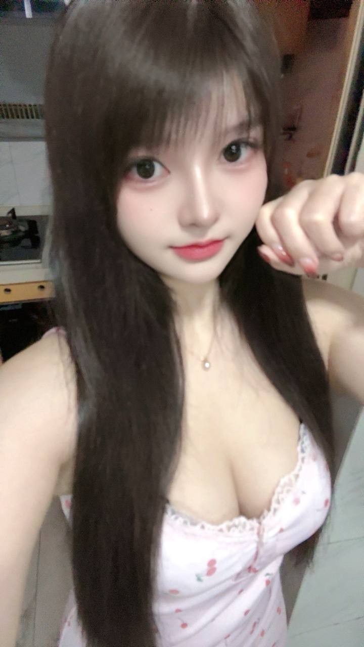 和田同事推荐的嫩妹子